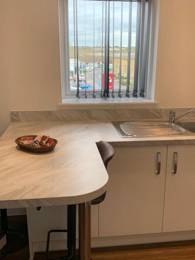 Lakeside 2 Bed Luxury Apartment No Parties No Events Early Check-In Late Check- Out Allowed West Thurrock Εξωτερικό φωτογραφία