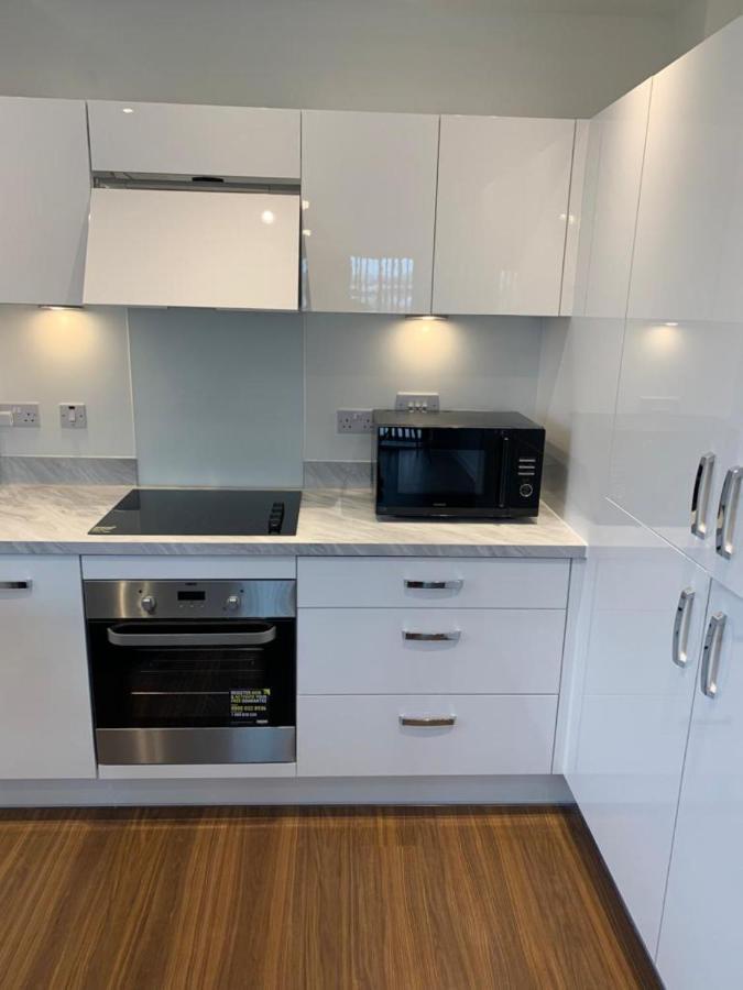 Lakeside 2 Bed Luxury Apartment No Parties No Events Early Check-In Late Check- Out Allowed West Thurrock Εξωτερικό φωτογραφία
