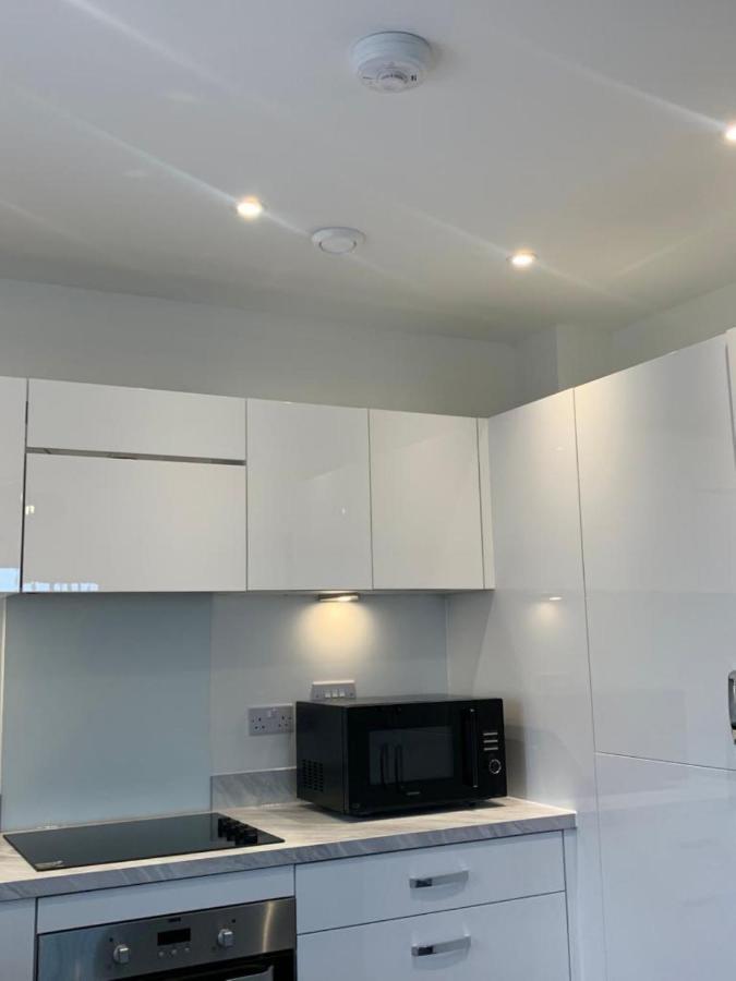 Lakeside 2 Bed Luxury Apartment No Parties No Events Early Check-In Late Check- Out Allowed West Thurrock Εξωτερικό φωτογραφία