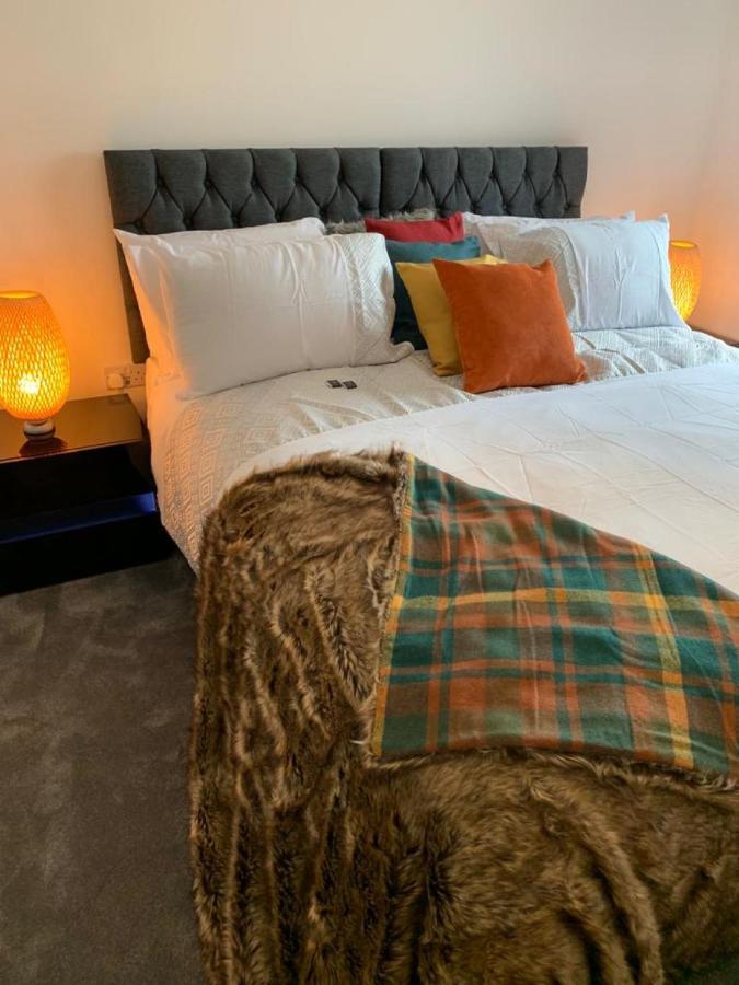 Lakeside 2 Bed Luxury Apartment No Parties No Events Early Check-In Late Check- Out Allowed West Thurrock Εξωτερικό φωτογραφία
